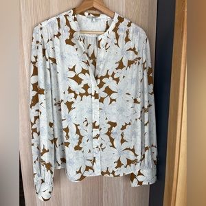 Vince Button-up tan blouse with white and light blue flowers - Large.